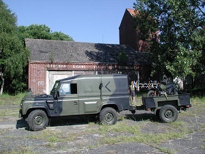 Landrover Defender 110 + Anhnger 4x4